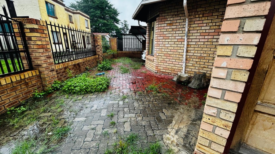 3 Bedroom Property for Sale in Rustenburg North North West